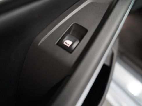 Used 2023 BMW 330e xDrive w/ Premium Package AWD/4WD image 35