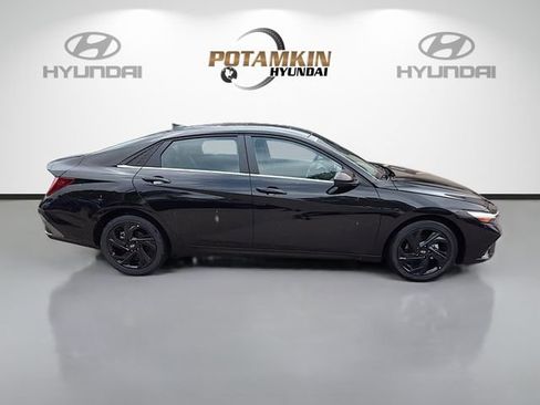 New 2026 Hyundai Elantra SEL Sport Premium FWD image 4