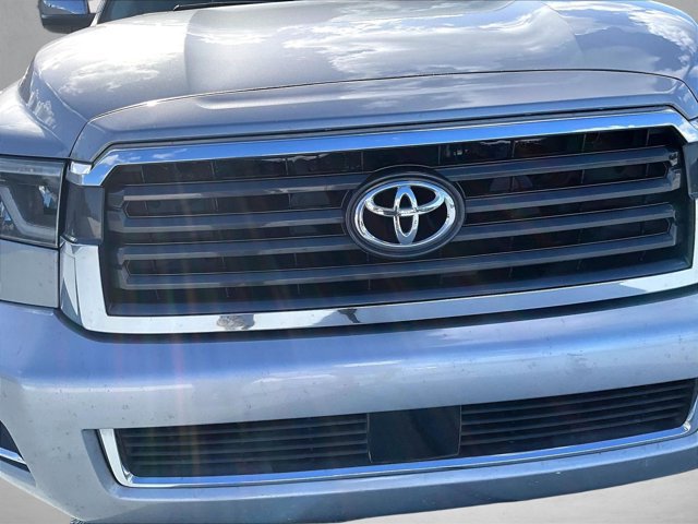 Used 2018 Toyota Sequoia Limited w/ Safety & Convenience Package RWD image 29