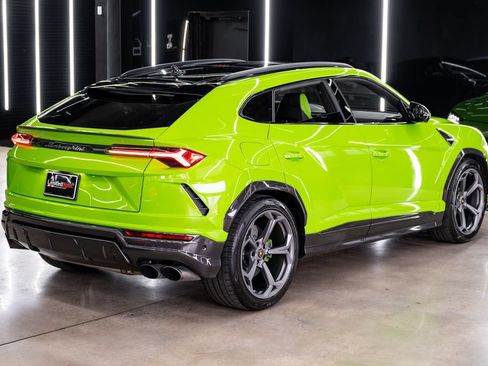 Used 2022 Lamborghini Urus AWD/4WD image 26