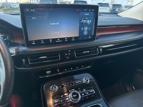 Used 2022 Lincoln Nautilus Reserve w/ Equipment Group 201A image 26