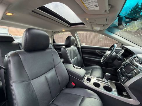 Used 2013 Nissan Altima 2.5 SL FWD image 26