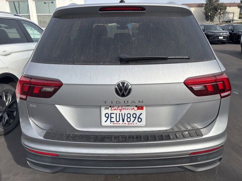 Used 2023 Volkswagen Tiguan SE image 18