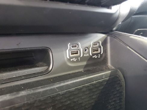 Used 2022 RAM 1500 Big Horn RWD image 29
