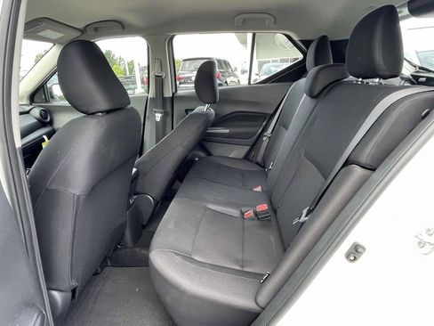 Used 2025 Nissan Kicks Play S image 10