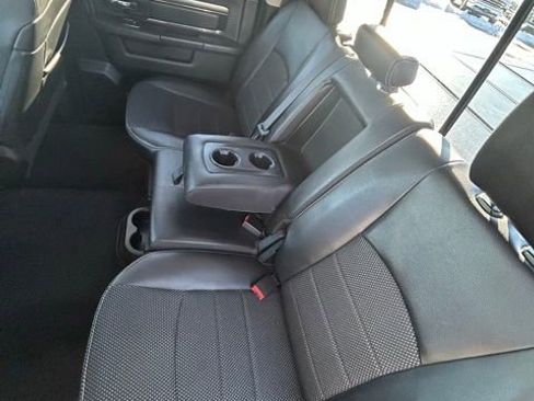 Used 2018 RAM 1500 Sport image 10