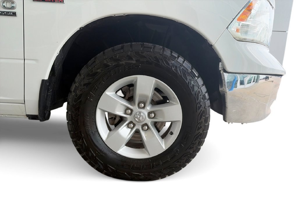 Used 2020 RAM 1500 Classic SLT RWD image 34