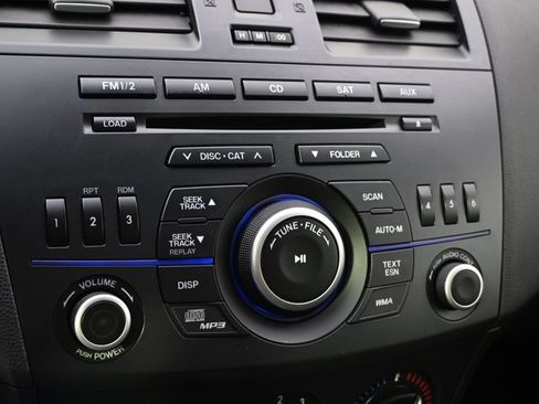 Used 2012 MAZDA MAZDA3 i Touring FWD image 28