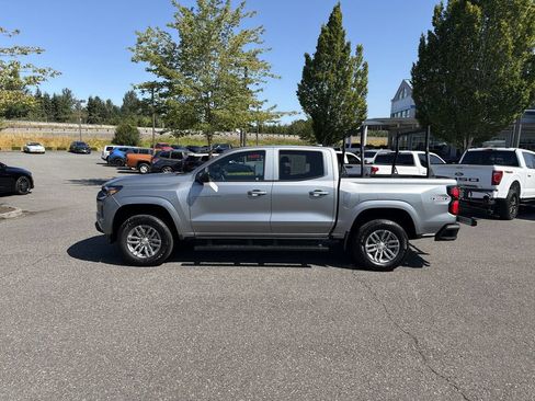 Certified 2026 Chevrolet Colorado LT w/ LT Convenience Package AWD/4WD image 6