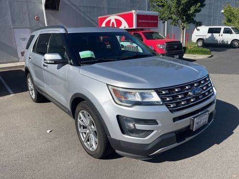 Used 2016 Ford Explorer Limited AWD/4WD image 3