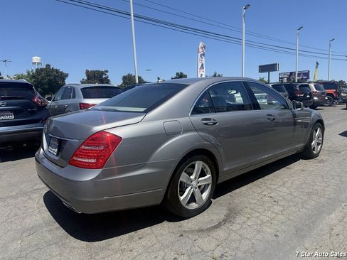 Used 2010 Mercedes-Benz S 550 image 6