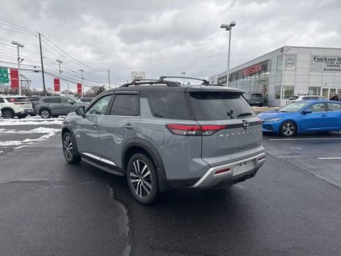 Certified 2025 Nissan Pathfinder Platinum w/ Cargo Package image 5