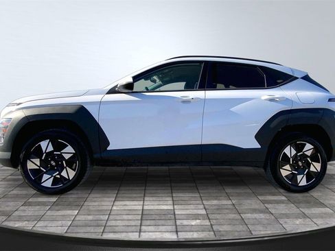 Used 2025 Hyundai Kona SEL image 8