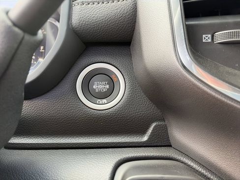 New 2026 RAM 2500 Laramie AWD/4WD image 27