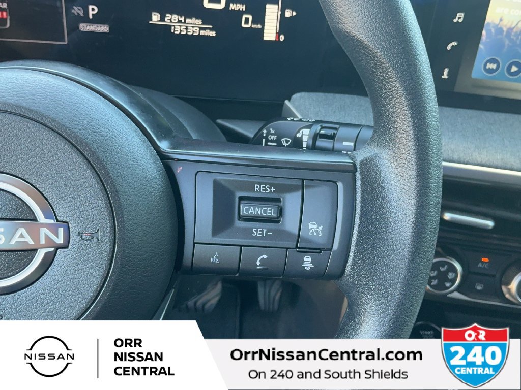 Used 2025 Nissan Kicks SV FWD image 19