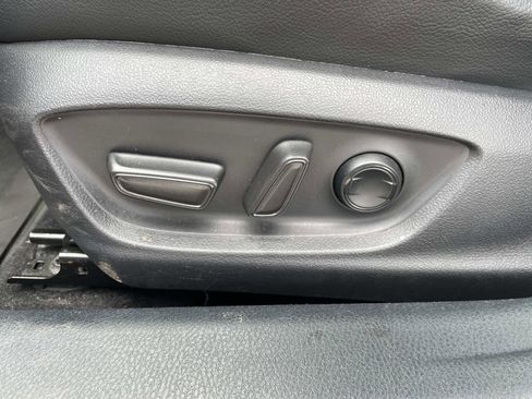 Used 2021 Toyota Camry SE FWD image 16