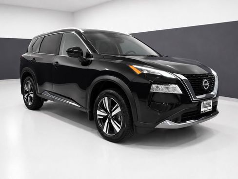 Certified 2023 Nissan Rogue SL w/ SL Premium Package AWD/4WD image 7