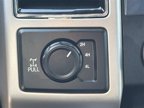 Used 2020 Ford F250 Lariat w/ Lariat Value Package image 17