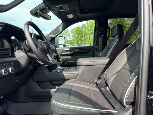 New 2026 GMC Sierra 2500 AT4X AWD/4WD image 9