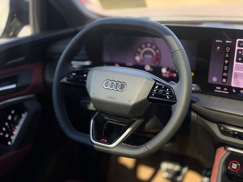 New 2026 Audi SQ5 Premium Plus AWD/4WD image 9