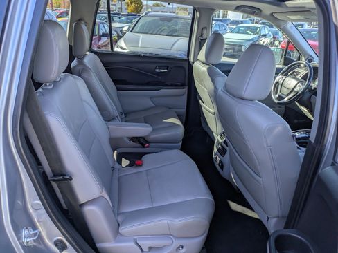 Used 2016 Honda Pilot Elite image 33