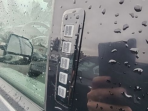 Used 2022 Ford F250 XLT w/ XLT Value Package image 10