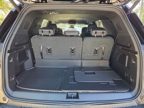 New 2026 Chevrolet Traverse Z71 w/ Driver Confidence Package image 24