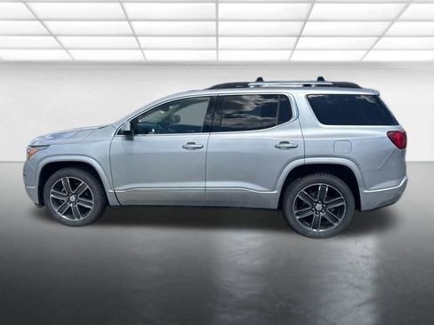 Used 2018 GMC Acadia Denali w/ Technology Package AWD/4WD image 13