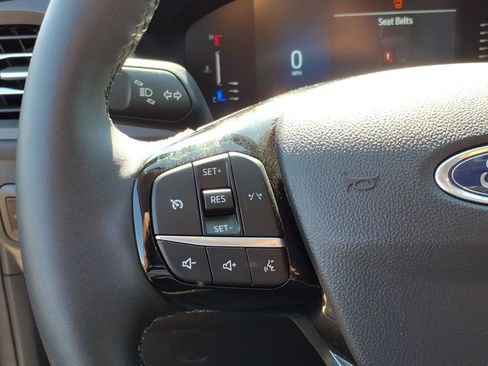 Certified 2023 Ford Escape Active AWD/4WD image 18