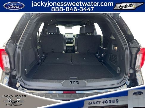 New 2026 Ford Explorer Tremor image 19