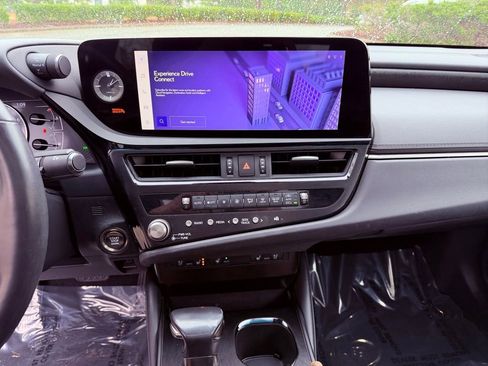 Certified 2023 Lexus ES 350 w/ Premium Package image 22