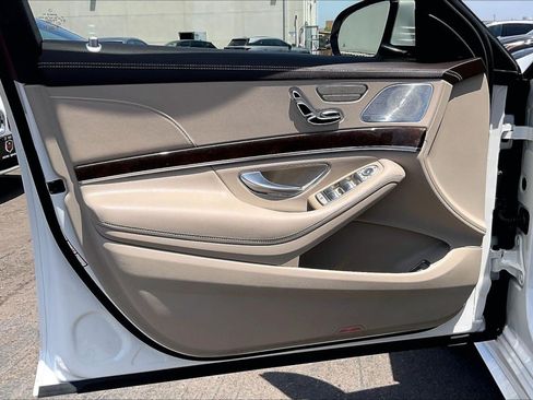 Used 2018 Mercedes-Benz S 450 Sedan image 19