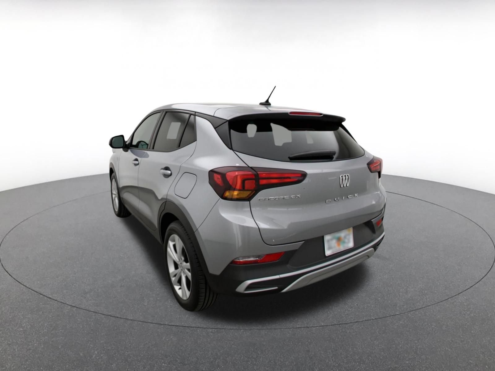 Used 2025 Buick Encore GX Preferred AWD/4WD image 6