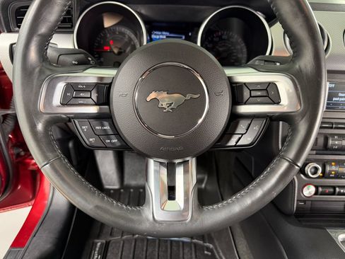 Used 2018 Ford Mustang GT RWD image 24