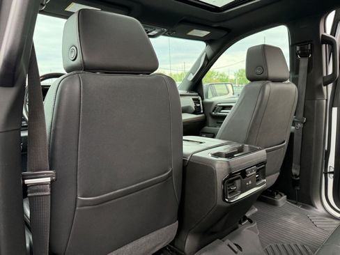 Used 2022 GMC Sierra 1500 AT4 w/ AT4 Premium Package AWD/4WD image 31