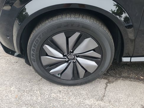 Used 2023 Nissan Ariya FWD image 4