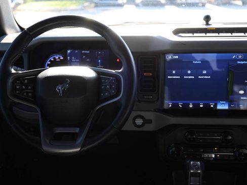 Used 2022 Ford Bronco Badlands image 22