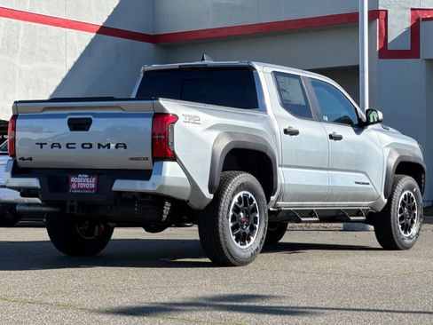 New 2025 Toyota Tacoma TRD Off-Road AWD/4WD image 2
