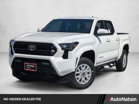 Used 2025 Toyota Tacoma SR5 AWD/4WD image 1