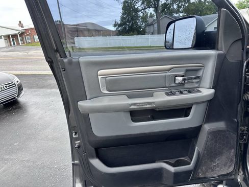 Used 2017 RAM 1500 Big Horn AWD/4WD image 19