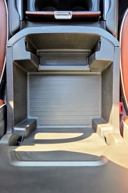 Used 2023 GMC Yukon XL Denali Ultimate w/ LPO, Floor Liner Package AWD/4WD image 16