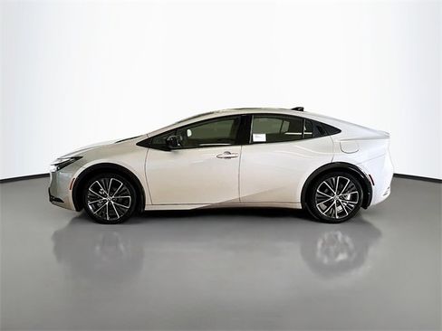 New 2026 Toyota Prius XLE image 3