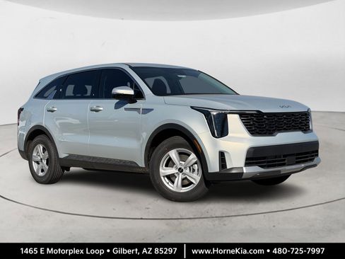 New 2026 Kia Sorento LX FWD image 1