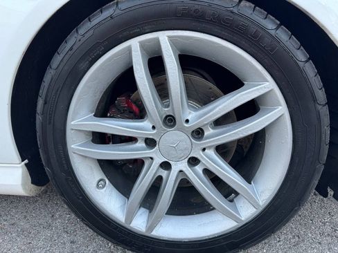 Used 2013 Mercedes-Benz C 250 Sedan image 32