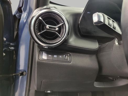 Used 2025 Chevrolet Equinox LT image 10