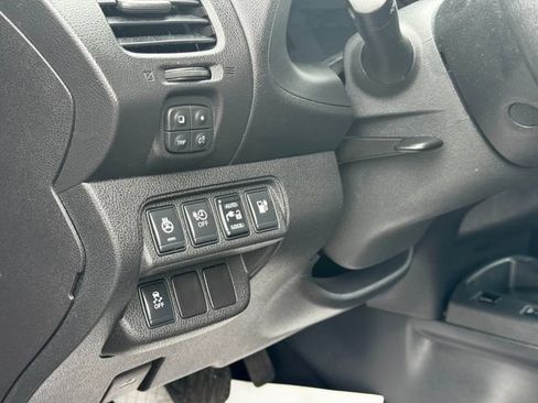 Used 2014 Nissan Leaf S w/ Charge Package FWD image 20