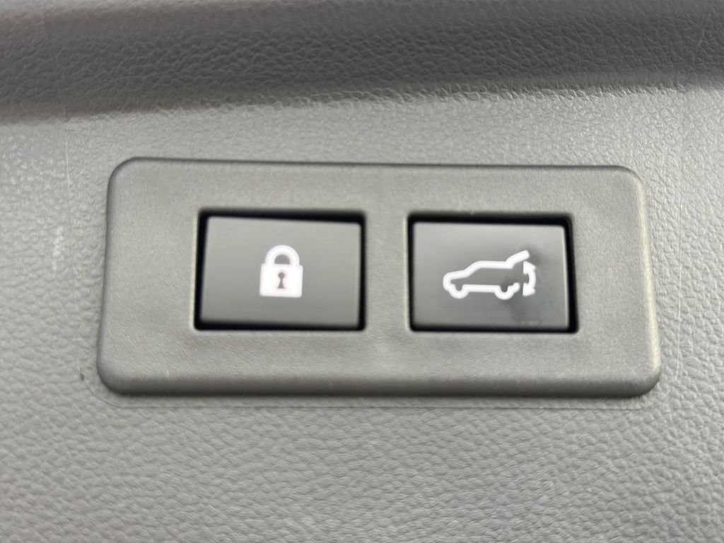 Used 2020 Subaru Outback Premium AWD/4WD image 31