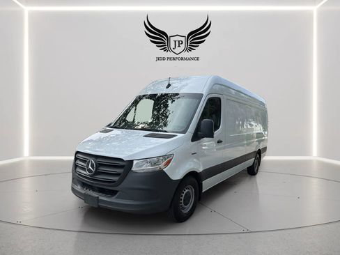 Used 2024 Mercedes-Benz eSprinter 170 Cargo image 8