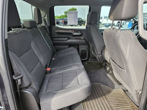 Used 2023 Chevrolet Silverado 1500 LT AWD/4WD image 30