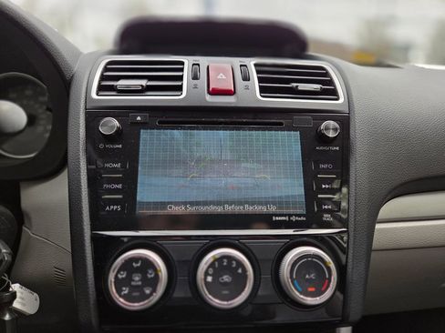 Used 2016 Subaru Forester 2.5i Premium w/ All-Weather Package AWD/4WD image 16